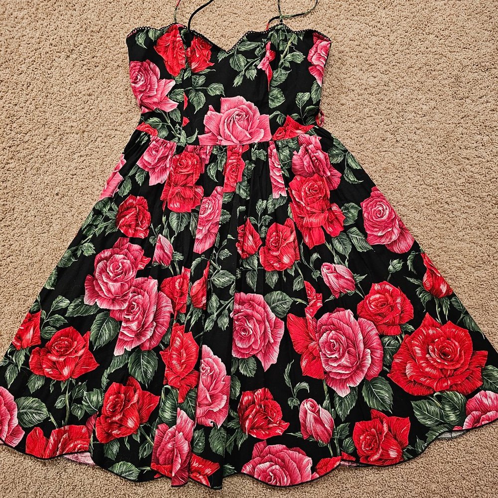 Bernie Dexter Scallop Roses dress, EUC, sz L